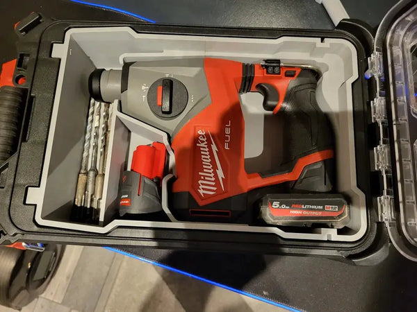 Packout Insert MDD-M12SDS for Milwaukee M12 SDS drill; orange-red tool with 5.0Ah battery and bit set