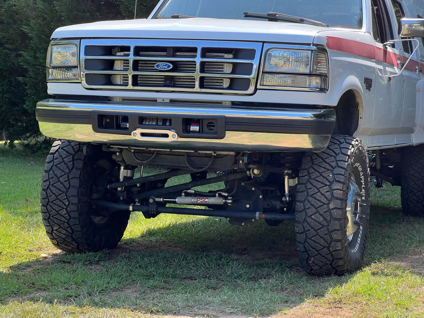 JC Customs OBS Ford Hidden Winch Mount bumper, white Ford, visible winch housing