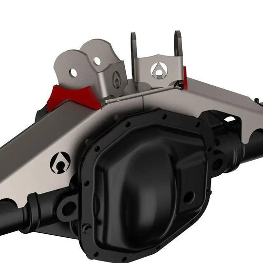 APEX UCA Gusset Artec Industries – silver gusset plates with red accent, mounted to black differential housing on axle