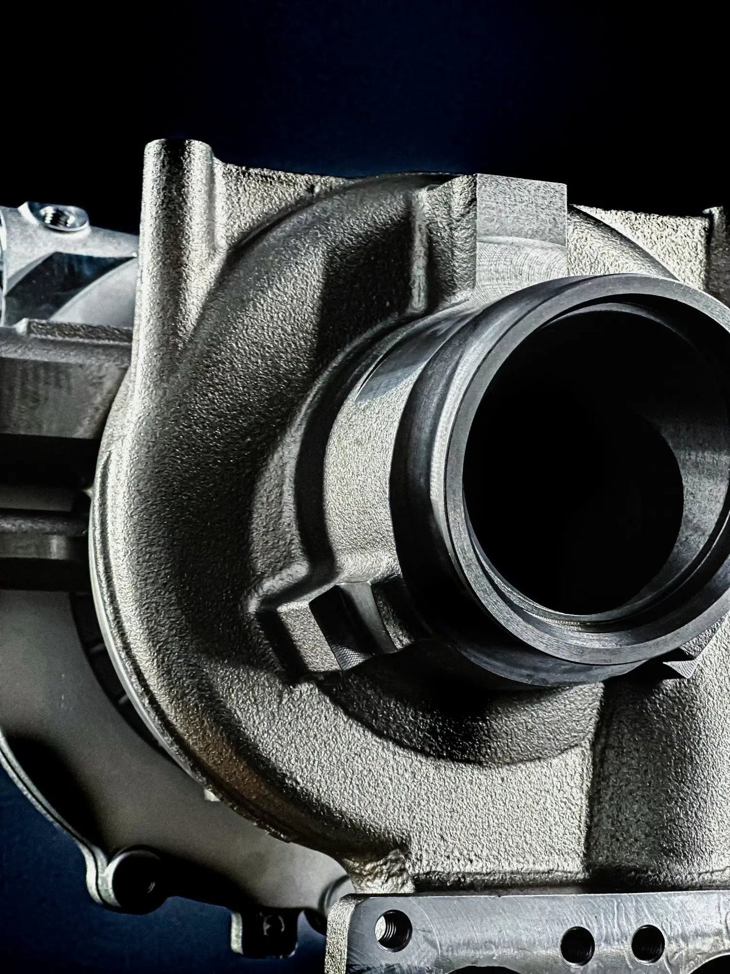 DURAMAX LML TTS GEN2 68/71 turbocharger housing cast aluminum close-up