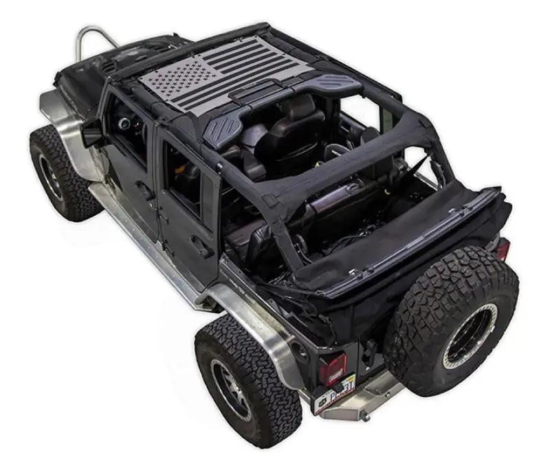 Sun shade for Jeep Wrangler JKU 4-Door by SPIDERWEBSHADE; stock-printed American flag top